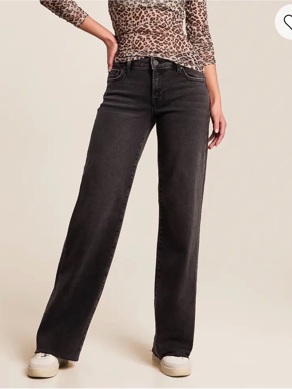 High-Rise Wide Leg Jeans — Washed Black